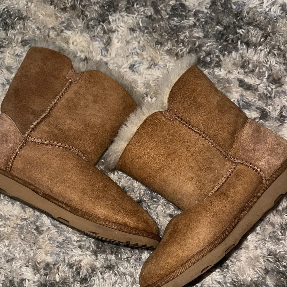 UGG Boots with Bow Chestnut